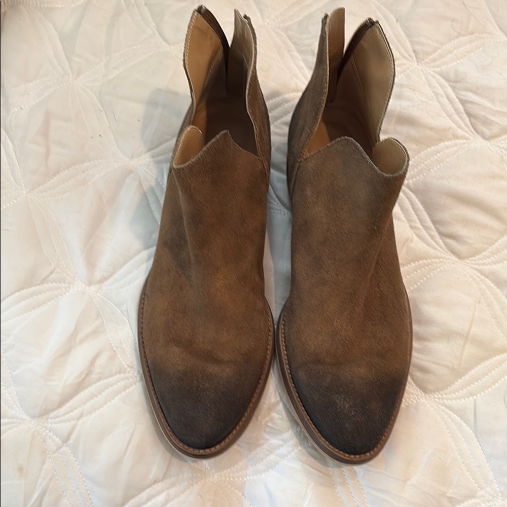 Vaneli 8.5 N ankle boots